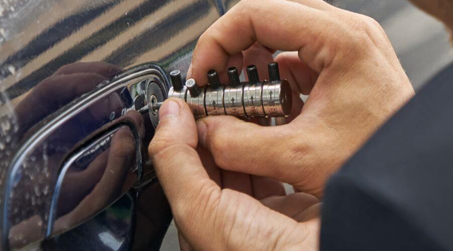 Expert flood damage restoration services in Davisville, WV